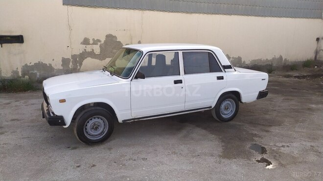LADA (VAZ) 2107-4
