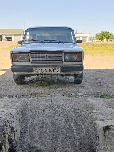 LADA (VAZ) 2107-1