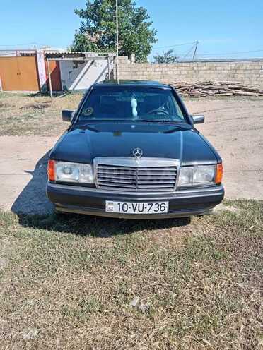 Mercedes 190-4