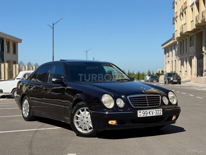 Mercedes E 240-2