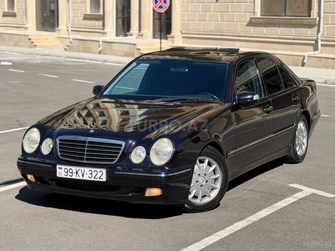 Mercedes E 240-8