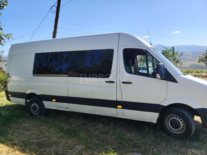 Volkswagen Crafter-4