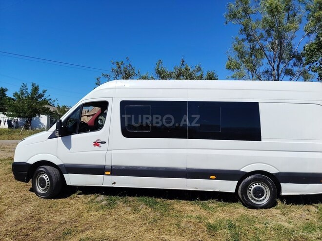 Volkswagen Crafter-5