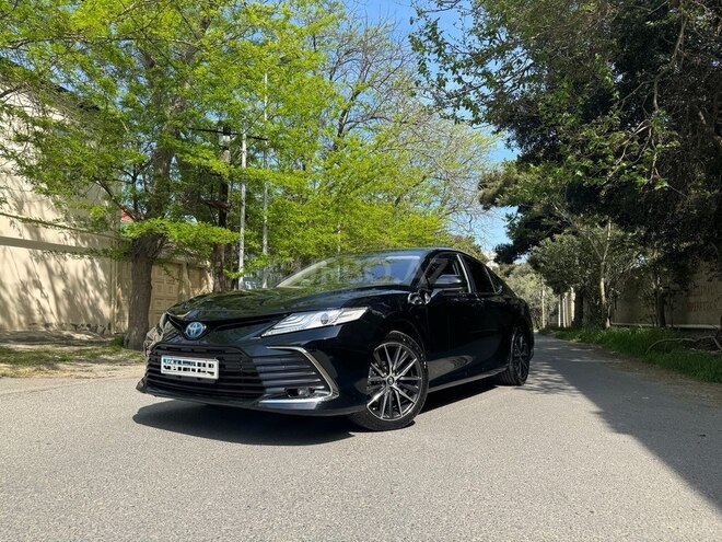 Toyota Camry-3