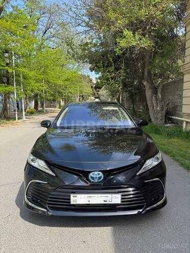 Toyota Camry-1