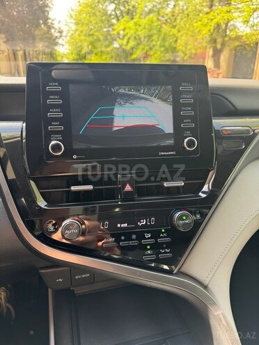 Toyota Camry-10