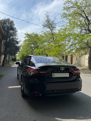 Toyota Camry-7