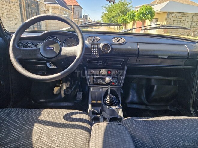 LADA (VAZ) 2106-6