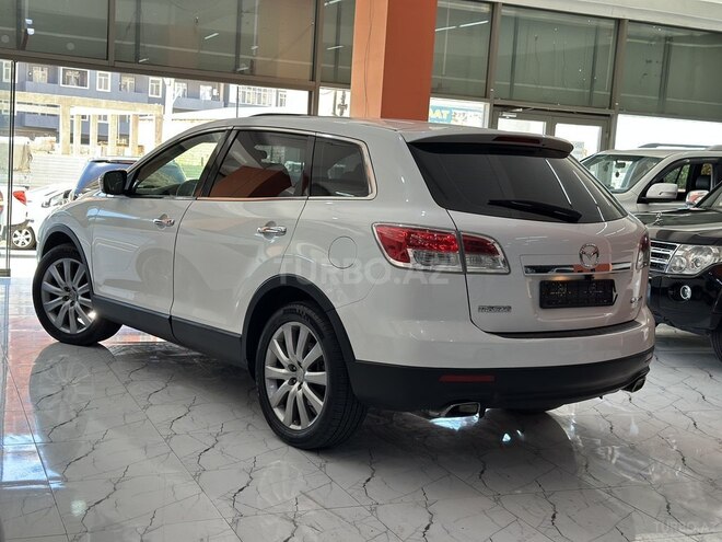Mazda CX-9-11