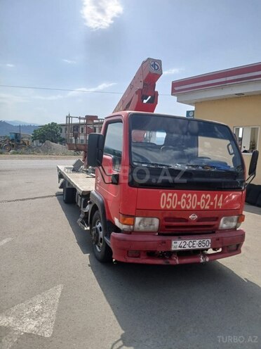 Nissan Kubistar-1