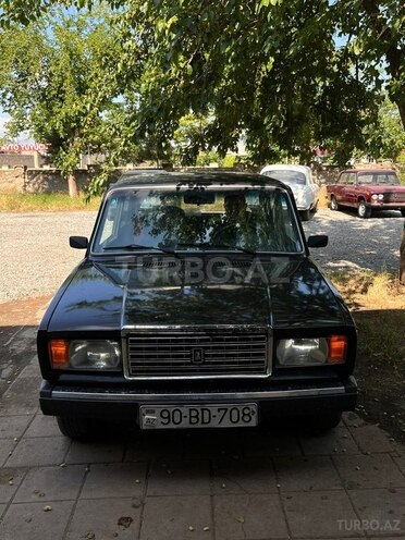 LADA (VAZ) 2107-1