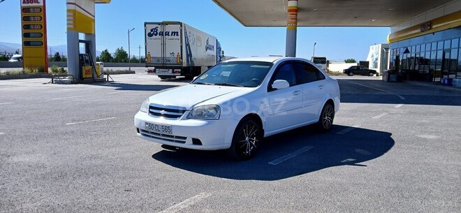 Chevrolet Lacetti-7