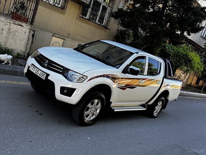 Mitsubishi L200-7