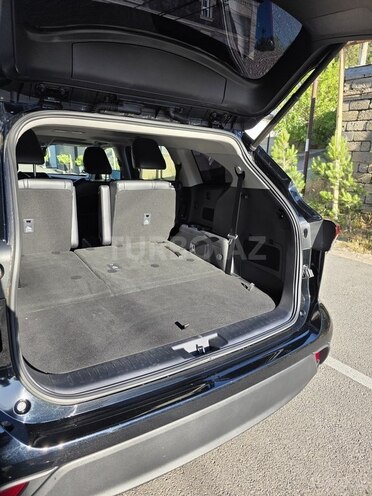 Toyota Highlander-7