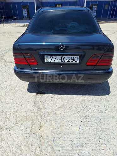 Mercedes E 240-9