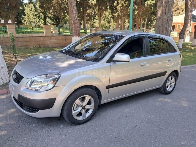 Kia Rio-2