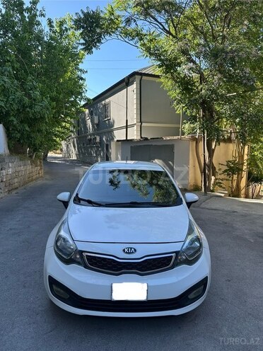Kia Rio-10