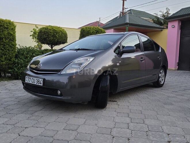 Toyota Prius-4