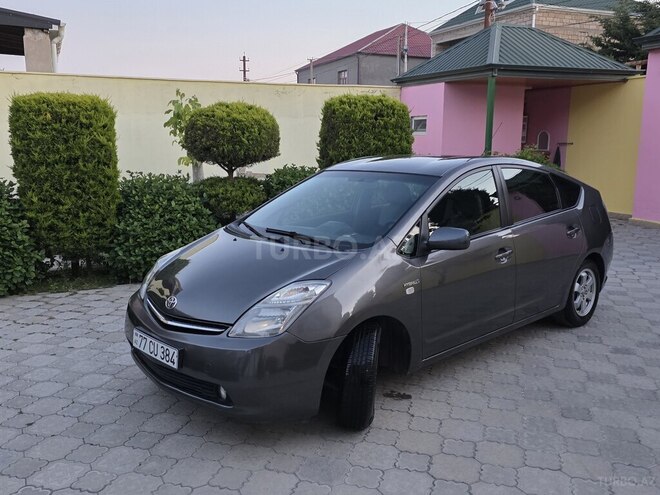 Toyota Prius-5