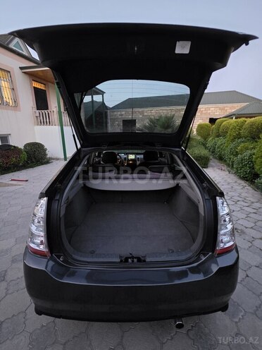 Toyota Prius-14