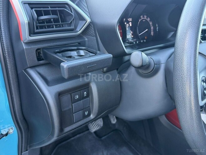 Toyota Raize-15