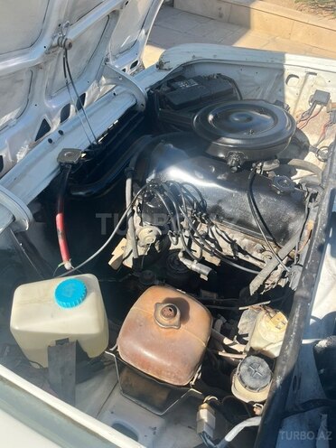 LADA (VAZ) 2106-8