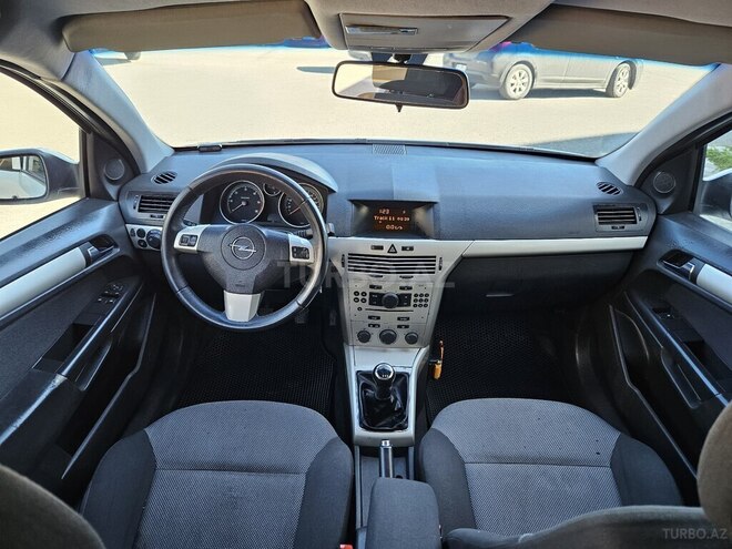 Opel Astra-7