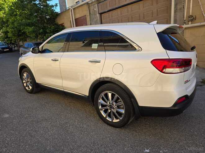 Kia Sorento-4