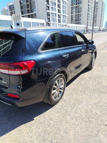 Kia Sorento-4