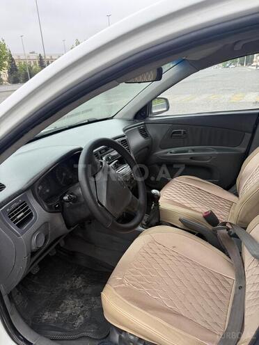 Kia Rio-7