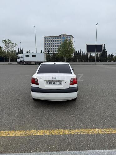 Kia Rio-2