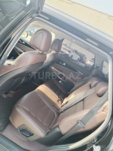 Kia Sorento-8