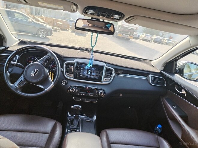Kia Sorento-6