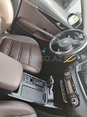 Kia Sorento-7