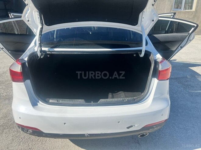 Kia Cerato-4