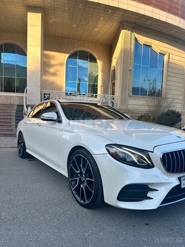Mercedes E 300-5