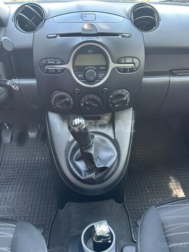 Mazda 2-7