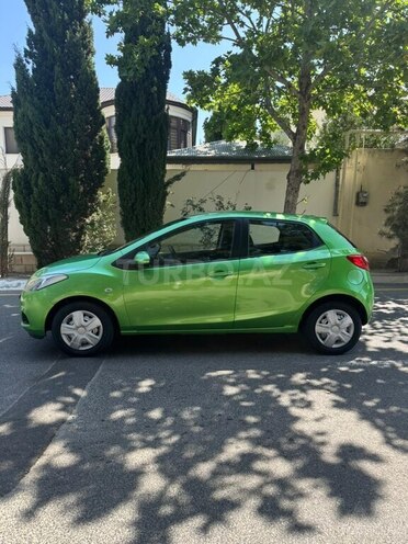 Mazda 2-11