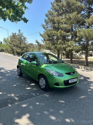 Mazda 2-17