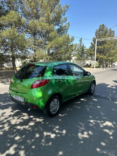 Mazda 2-18