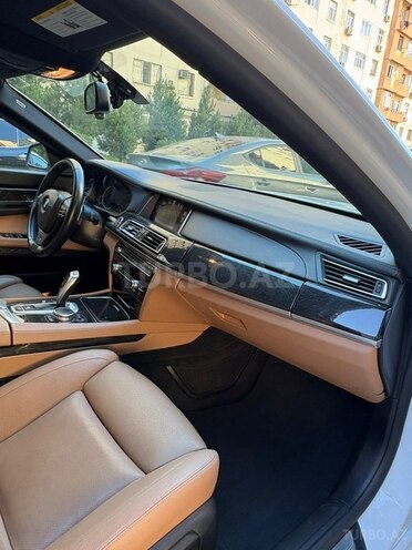 BMW 740-5