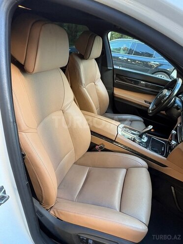 BMW 740-6