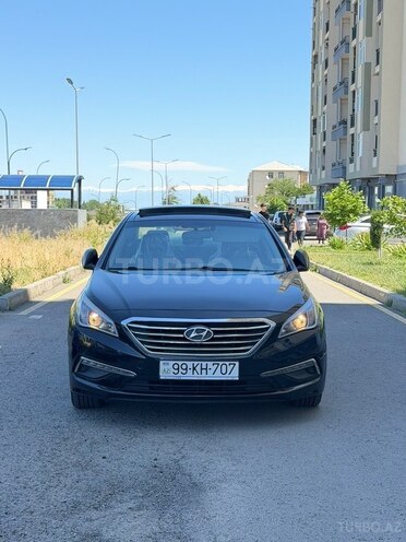 Hyundai Sonata-1