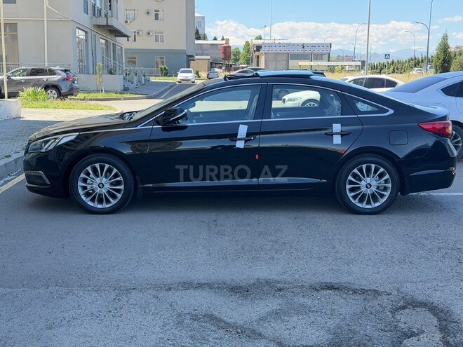 Hyundai Sonata-6