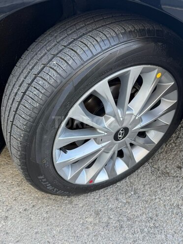 Hyundai Sonata-9