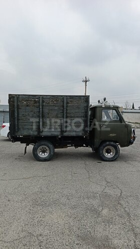 UAZ 3303-7