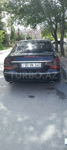 Mercedes E 200-2