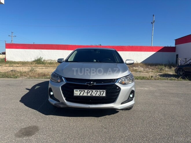 Chevrolet Onix-1