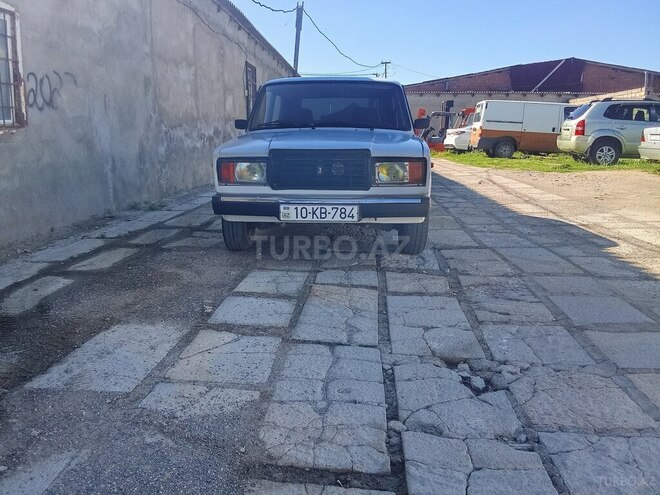 LADA (VAZ) 2107-4
