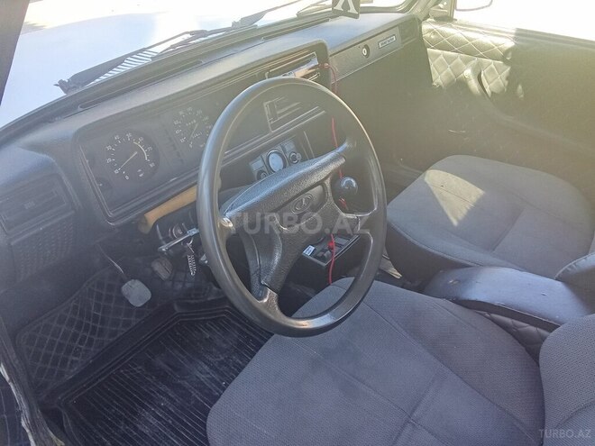 LADA (VAZ) 2107-10